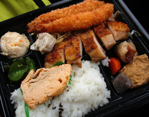 徳美弁当.jpg