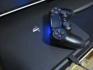 PS4.jpg